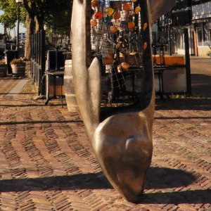 Het haringkoppen standbeeld in Vlaardingen